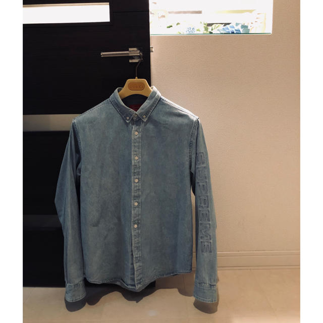 Supreme(シュプリーム)のsupreme denim shirt M blue ロゴ デニム シャツ 美品 メンズのトップス(シャツ)の商品写真