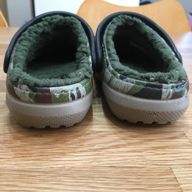 crocs(クロックス)のクロックス（子供・キッズ／迷彩柄） キッズ/ベビー/マタニティのベビー靴/シューズ(~14cm)(サンダル)の商品写真