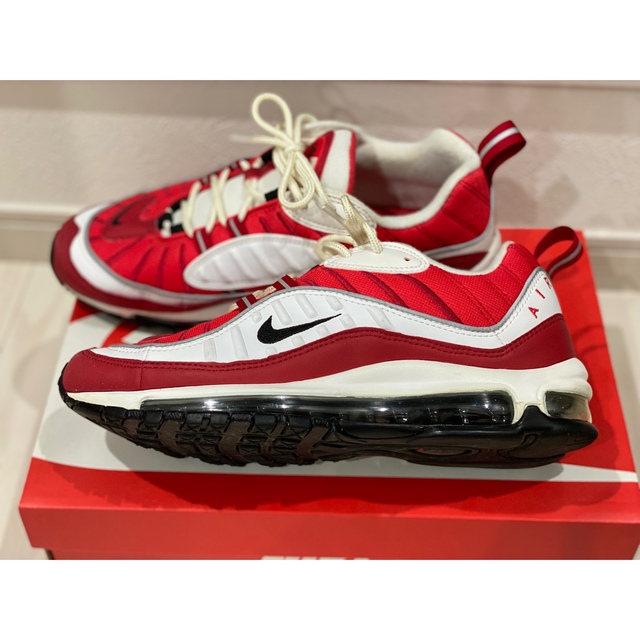 けします NIKE - NIKE.AIR MAX 98. RED AND WHITE.27cmの通販 by 売り半額 【送料込み】赤27センチsupreme ×air max98 Nike スニーカー
