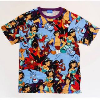 ディズニー(Disney)のディズニー総柄Tシャツ　アラジン　(Tシャツ(半袖/袖なし))