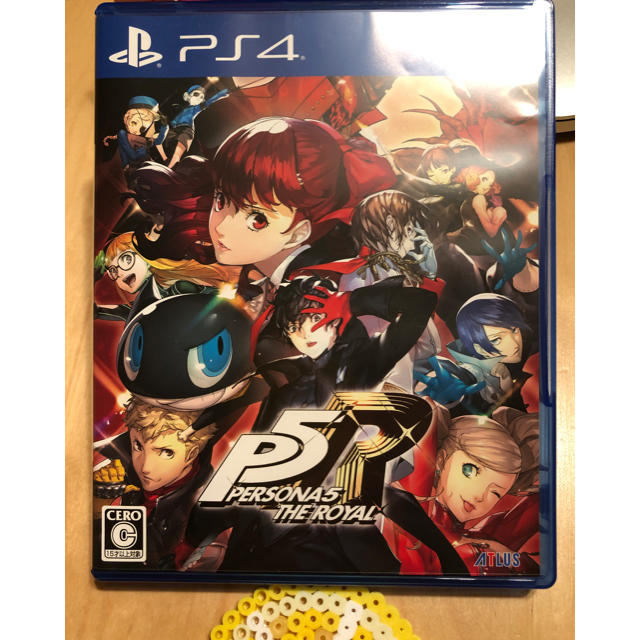 美品　ペルソナ5 ザ・ロイヤル PS4