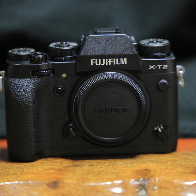 富士フイルム - XT-2 FUJIFILM  バッテリーグリップ付　富士フィルム　カメラ