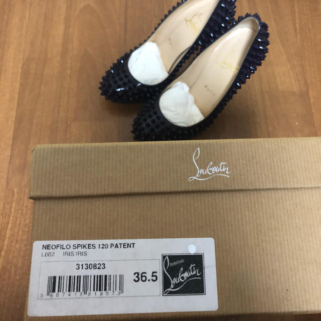 Christian Louboutin(クリスチャンルブタン)のルブタン  パンプス　レディースパープル レディースの靴/シューズ(ハイヒール/パンプス)の商品写真