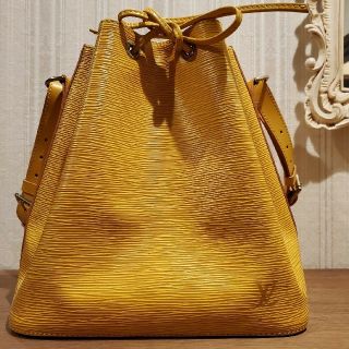 ルイヴィトン(LOUIS VUITTON)のルイヴィトン　ルイ ヴィトン プチノエ(ショルダーバッグ)