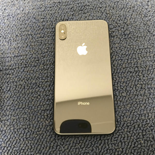 Apple(アップル)のiPhoneXS MAX 難あり スマホ/家電/カメラのスマートフォン/携帯電話(スマートフォン本体)の商品写真