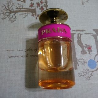 プラダ(PRADA)のPRADA  ﾌﾟﾗﾀｷｬﾝﾃﾞｨﾊﾟﾙﾌｧﾑ 値下げ！説明文お読み下さい(香水(女性用))