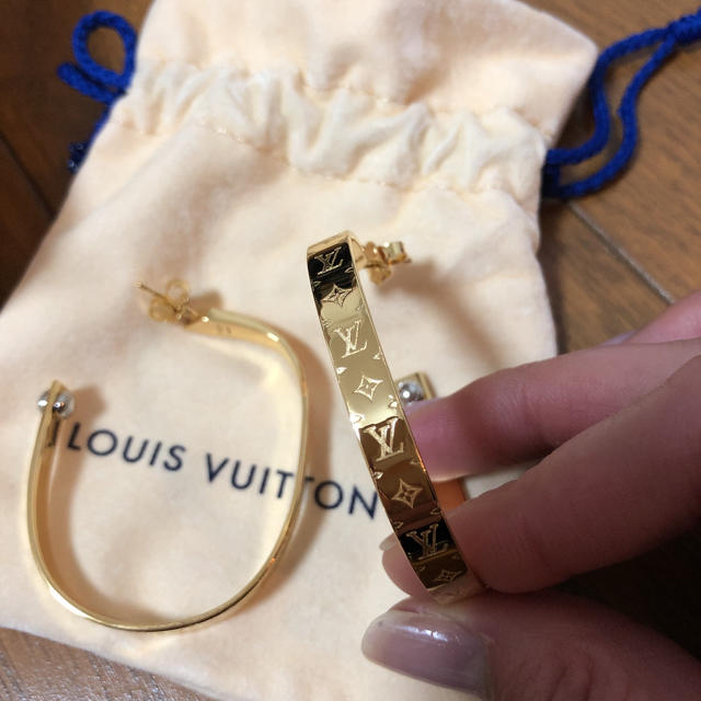 LOUIS VUITTON(ルイヴィトン)の美品！ルイヴィトン★ピアス メンズのアクセサリー(ピアス(両耳用))の商品写真