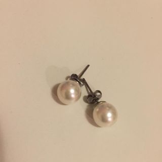 パール ピアス(ピアス)