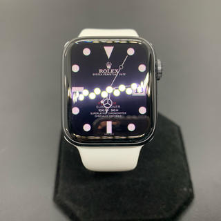 アップルウォッチ(Apple Watch)の【美品】Apple Watch Series 5 GPS 40mm グレイ(腕時計(デジタル))