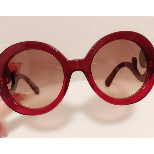 PRADA(プラダ)のPRADA プラダ　ラウンド　サングラス レディースのファッション小物(サングラス/メガネ)の商品写真