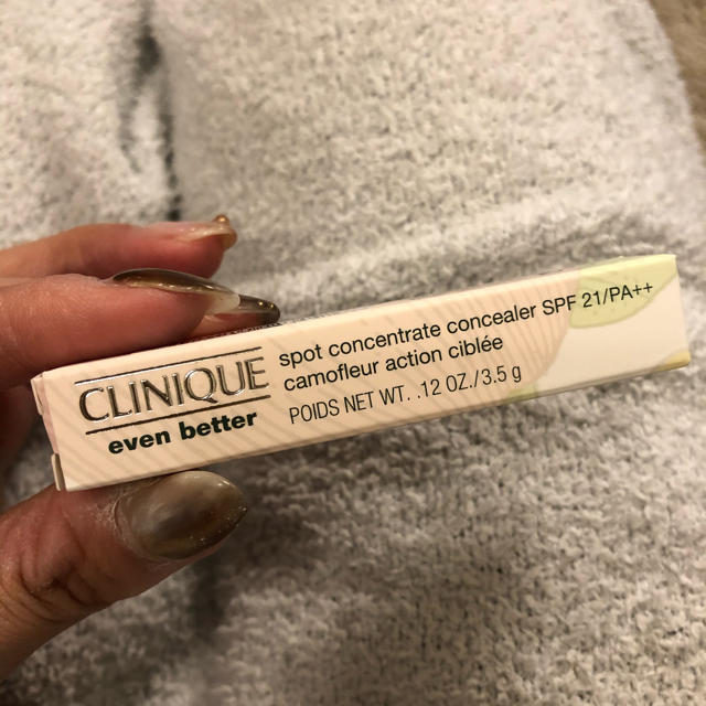 CLINIQUE(クリニーク)のCLINIQUE イーブンベタースポッツコンセントレートコンシーラー21 コスメ/美容のベースメイク/化粧品(コンシーラー)の商品写真