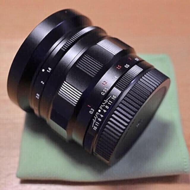 フォクトレンダー nokton classic 35mm f1.4 Eマウント フォクトレンダー nokton classic 35mm f1.4 Eマウント