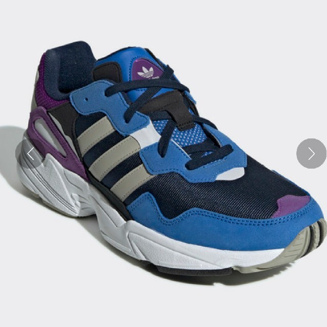 adidas(アディダス)の『送料込み、新品、タグ付き』ポップなカラーのアディダス（adidas）のスニーカ メンズの靴/シューズ(スニーカー)の商品写真