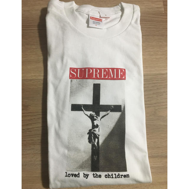 supreme loved by the children tee