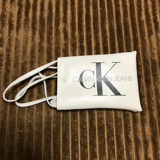 シーケーカルバンクライン(ck Calvin Klein)のカルバン・クライン ジーンズミニポシェット　雑誌付録(ショルダーバッグ)