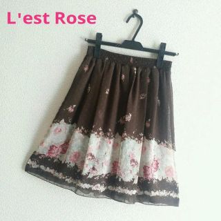 レストローズ(L'EST ROSE)の美品  レストローズ   水彩 花柄 シフォンスカート(ひざ丈スカート)