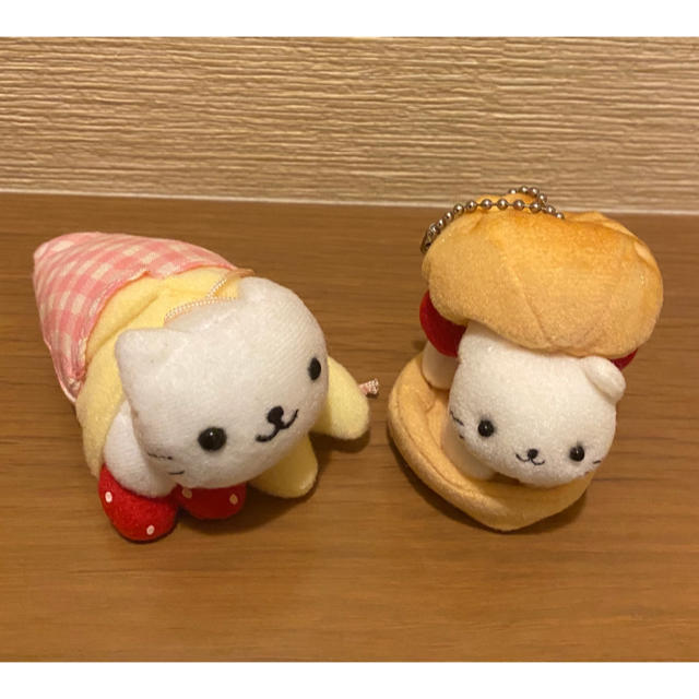 にゃんにゃんにゃんこぬいぐるみ エンタメ/ホビーのおもちゃ/ぬいぐるみ(ぬいぐるみ)の商品写真