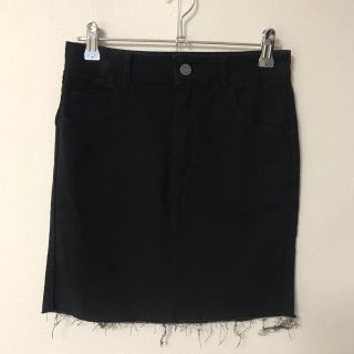 エイチアンドエム(H&M)のH&M / ブラック デニム スカート(ひざ丈スカート)