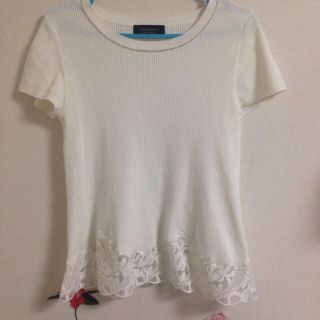 ジャスグリッティー(JUSGLITTY)のジャスグリッティー裾レースニット(カットソー(半袖/袖なし))