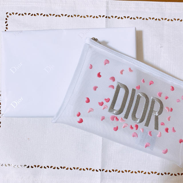 dior 花びらメッシュポーチ