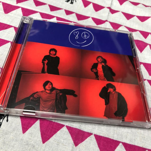 NEWS(ニュース)の【初回盤】NEWS『LPS』CD+DVD エンタメ/ホビーのCD(ポップス/ロック(邦楽))の商品写真