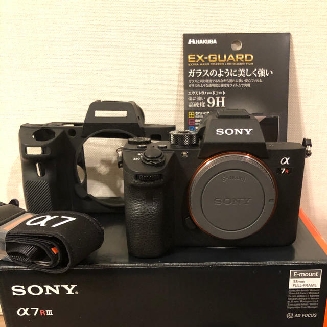 ミラーレス一眼SONY α7R III  ILCE-7RM3本体 ボディジャケット付き