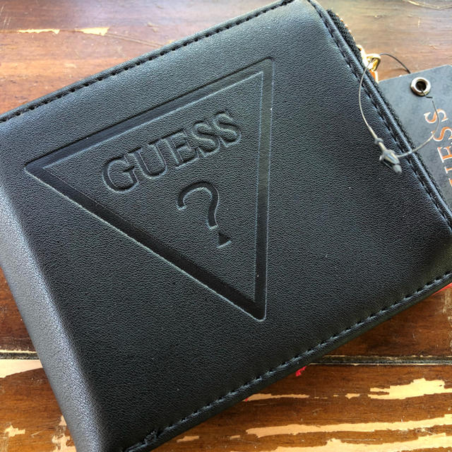 GUESS(ゲス)のゲス 人気の男性用小銭入れ付き二つ折り財布 メンズのファッション小物(折り財布)の商品写真