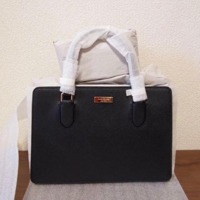 今だけ限定15%OFFクーポン発行中 美ラインValentino S mundoglass.com