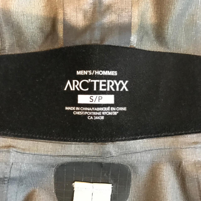 ARC'TERYX(アークテリクス)のARC'TERYX サイドワインダー サイズS メンズのジャケット/アウター(マウンテンパーカー)の商品写真