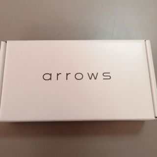 アローズ(arrows)の新品未開封 arrows M05 ブラック(スマートフォン本体)