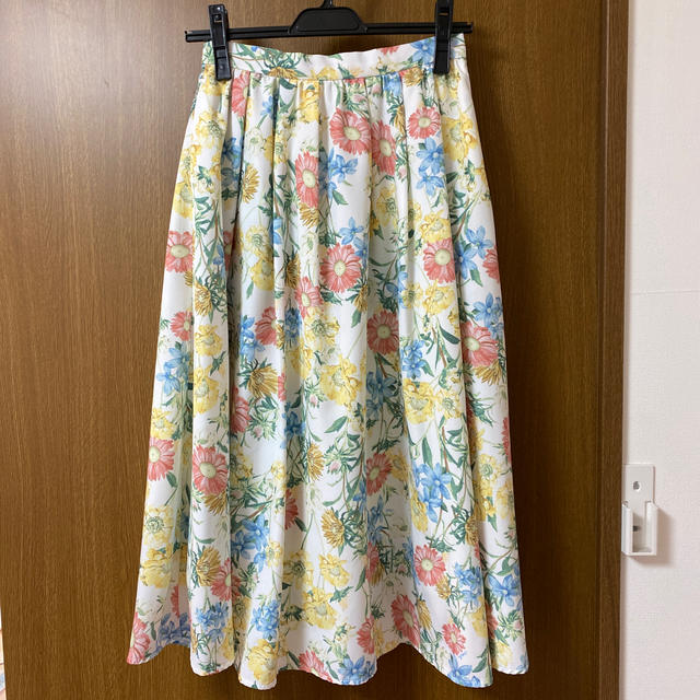 Noela(ノエラ)のNoela 花柄スカート レディースのスカート(ロングスカート)の商品写真