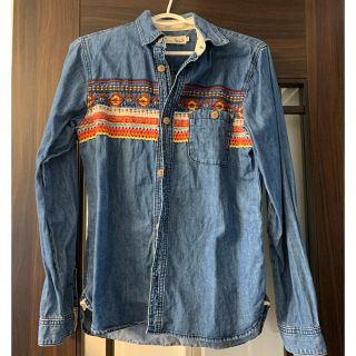 チチカカ(titicaca)のチチカカ　デニムシャツ(シャツ/ブラウス(長袖/七分))