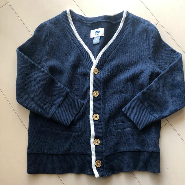 Old Navy(オールドネイビー)のキッズ  カーディガン  美品  サイズ3T  100㎝ キッズ/ベビー/マタニティのキッズ服女の子用(90cm~)(カーディガン)の商品写真