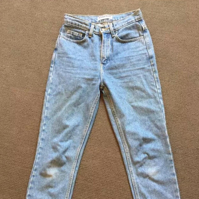 American Apparel(アメリカンアパレル)のAmerican Apparel Petite Jean 27 マムジーンズ レディースのパンツ(デニム/ジーンズ)の商品写真