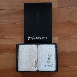 サンローラン(Saint Laurent)のイヴ・サンローラン　ゲストタオル　新品(タオル/バス用品)