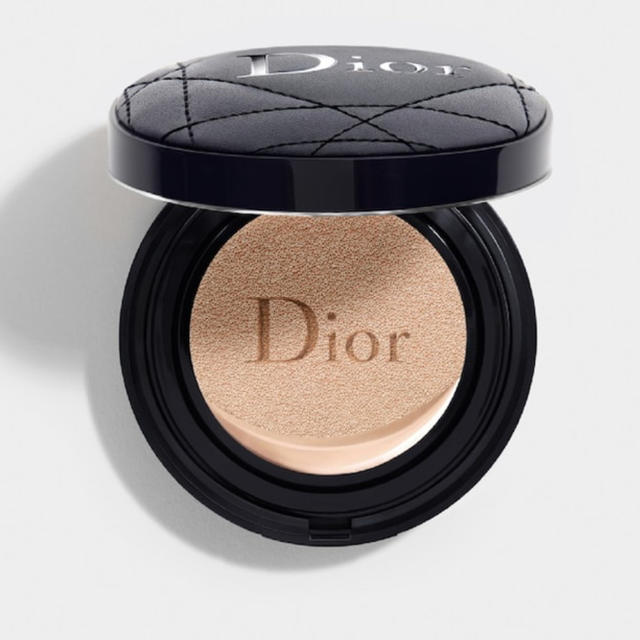 dior クッションファンデ　1N