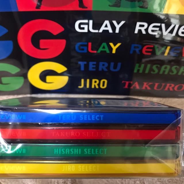 タグ付き  REVIEW2  GLAY  特典 ステッカー　ショッパー付き エンタメ/ホビーのCD(ポップス/ロック(邦楽))の商品写真