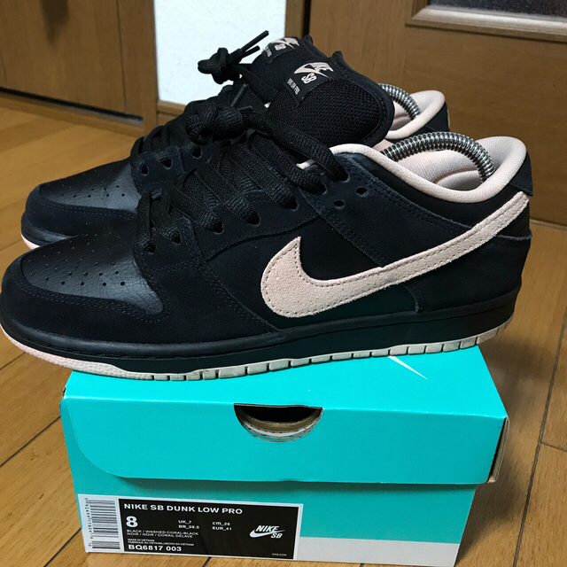 NIKE(ナイキ)のNIKE SB DUNK LOW PRO ピンクデビル メンズの靴/シューズ(スニーカー)の商品写真