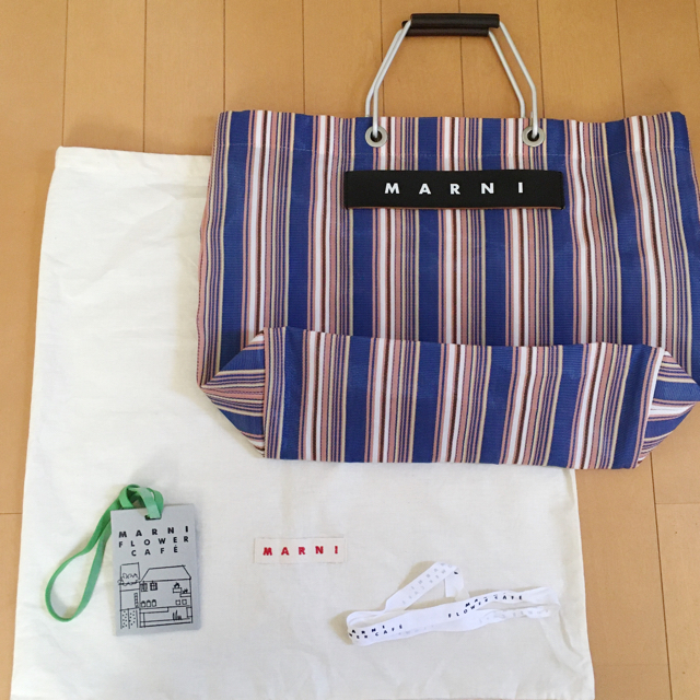 marni マルニ フラワーカフェ　トートバッグ　ストライプバッグ