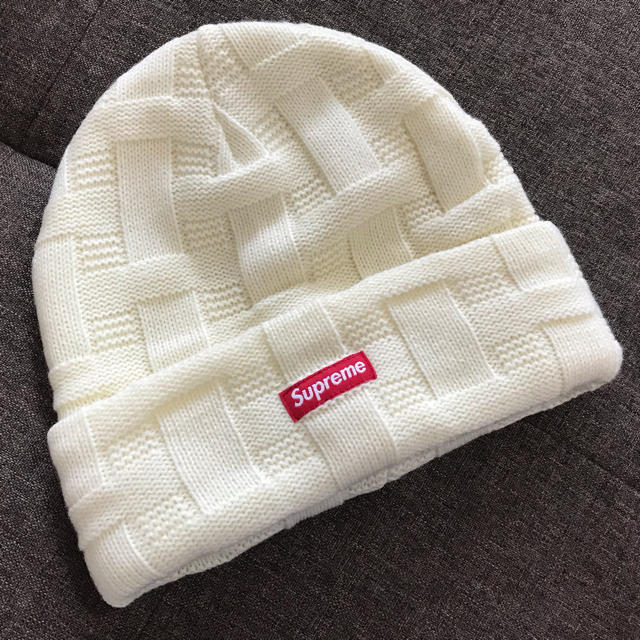 Supreme(シュプリーム)の★新品正規品★supreme ニット帽 メンズの帽子(ニット帽/ビーニー)の商品写真