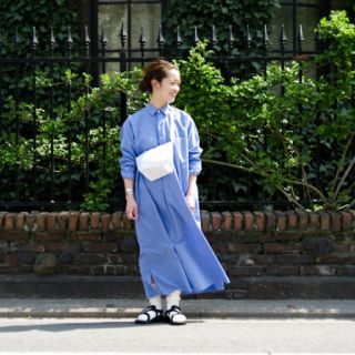 コモリ(COMOLI)の【18ss/希少品】comoli シャツ ワンピース サイズ 0 サックス(ロングワンピース/マキシワンピース)