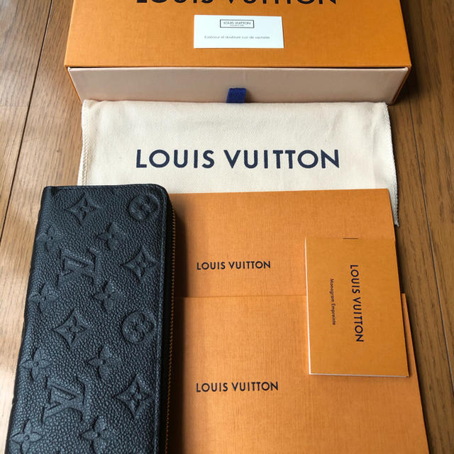 LOUIS VUITTON(ルイヴィトン)の『美品』ルイVUITTONポルトフォイユ　クレマンス レディースのファッション小物(財布)の商品写真