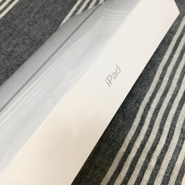 【新品】iPad 2019モデル 3