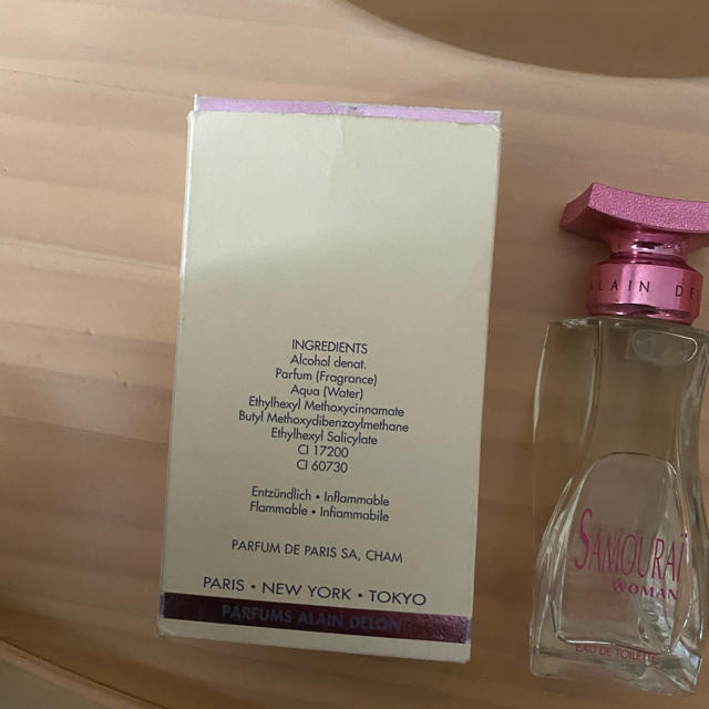 SAMOURAI(サムライ)のサムライウーマン オードトワレ 40ml コスメ/美容の香水(香水(女性用))の商品写真
