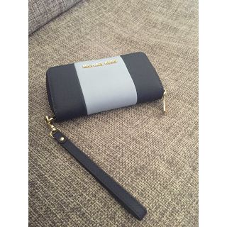 マイケルコース(Michael Kors)の最終値下げ！！！(財布)