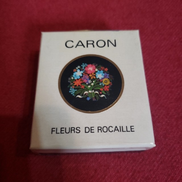 CARON(キャロン)のキャロン　フランス　香水　新品未開封 コスメ/美容の香水(香水(女性用))の商品写真