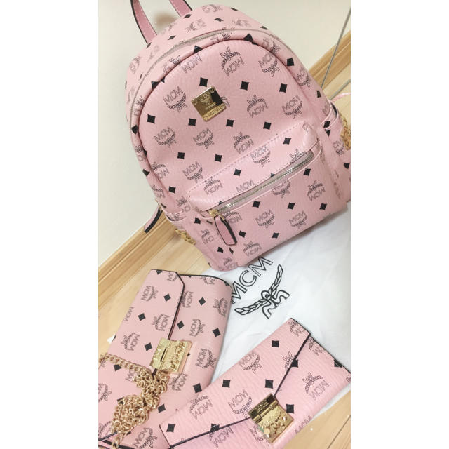 好評 MCM - MCM ピンク リュック Sサイズ リュック/バックパック