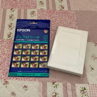 エプソン(EPSON)のEPSON 写真用紙〈光沢〉L判60枚＋ミニフォトシール5枚入(写真)