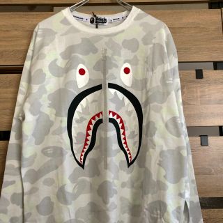 アベイシングエイプ(A BATHING APE)のBAPE XL ロンT シャーク迷彩蓄光 バッジ CITY CAMO SHARK(Tシャツ/カットソー(七分/長袖))