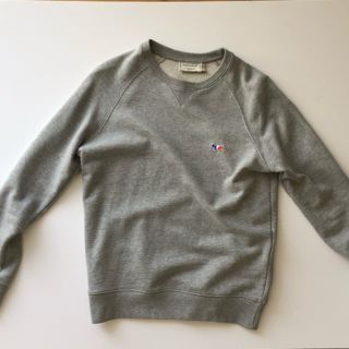 メゾンキツネ(MAISON KITSUNE')のmaison kitsune スウェット XS グレー(スウェット)